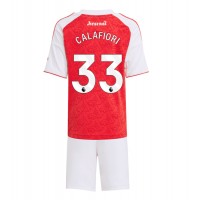 Stroje piłkarskie Arsenal Riccardo Calafiori #33 Koszulka Podstawowej dla dzieci 2025-26 Krótki Rękaw (+ szorty)